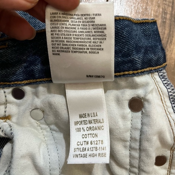 Agolde Vintage High Rise Flare Jeans in Absolute - Picture 9 of 15